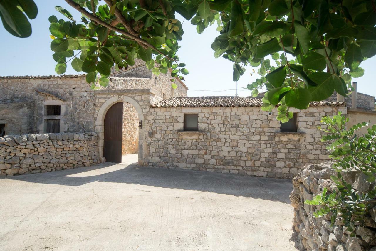 Hostal Casale del Coccio Scicli Exterior foto